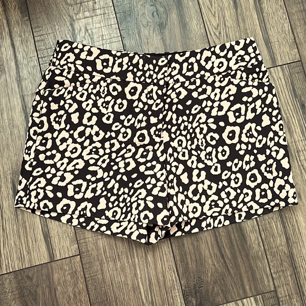 LOFT leopard shorts NWT size 2P